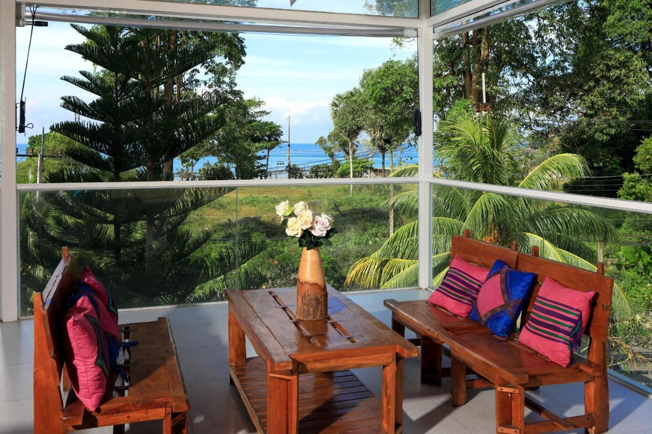 Daydream Villa Resort Phuket Exterior photo